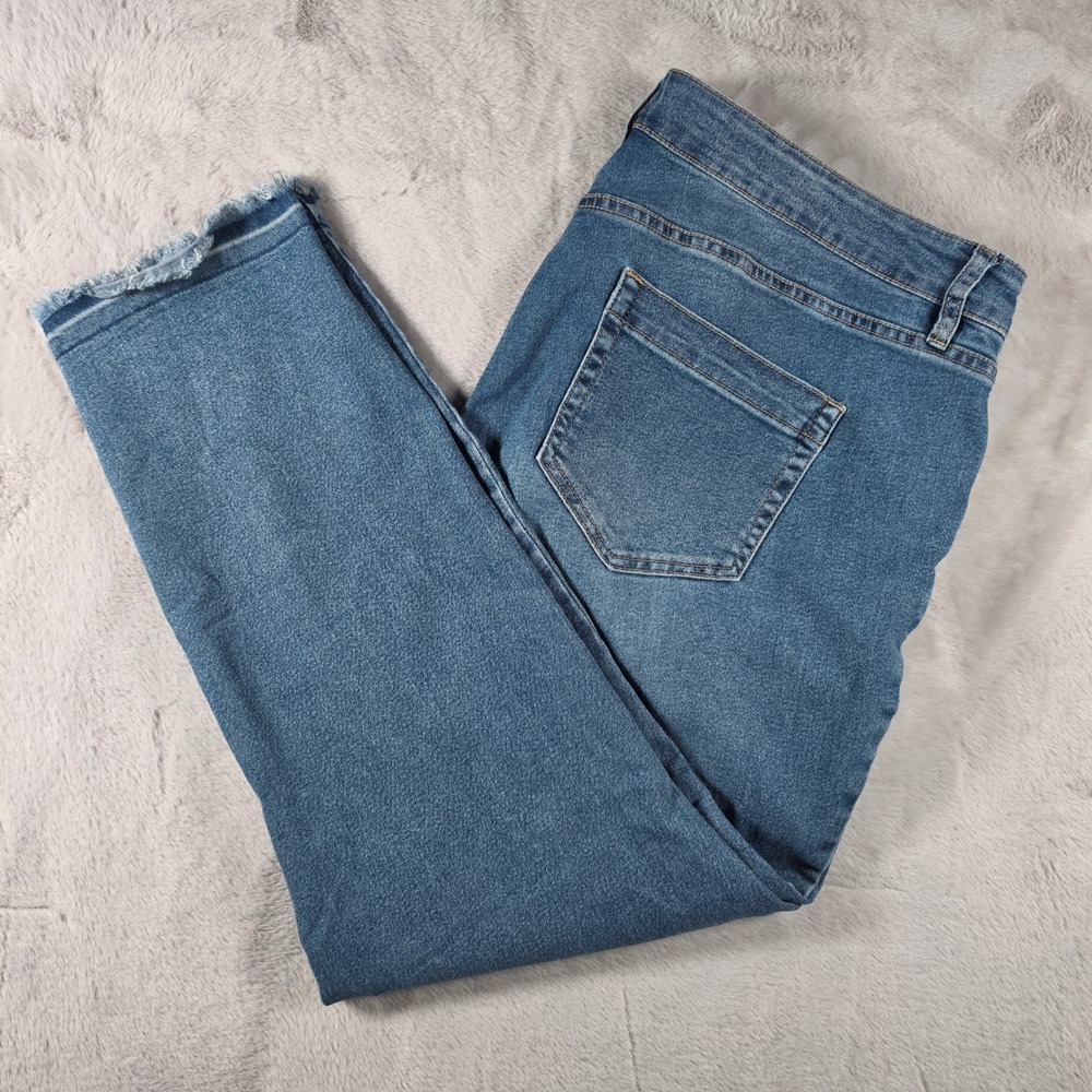 Vince Camuto Jeans Womens 18W Blue Medium‎ Wash High Rise Raw Released Hem